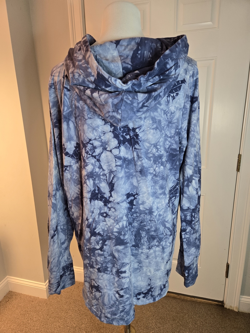 Belle By Kim Gravel Tripleluxe Hoodie With Thumb Holes - Picture 4 of 7